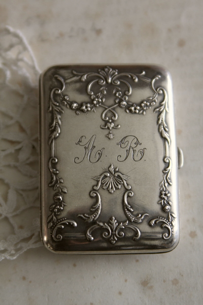 アンティークシルバーシガレットケース フランス 【Antiques Truffle 