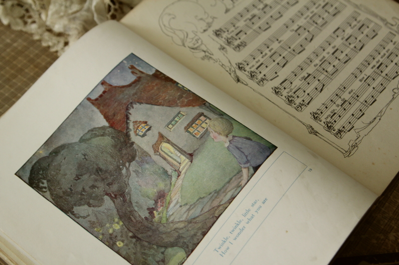 古本 フランス古書 ハイジ レトロな挿絵 HEIDI 12PScj6