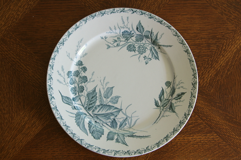 バドンヴィレー badonviller フランス　アンティーク　皿　プレート フランスのアンティーク食器、バドンヴィレー（BADONVILLER）の