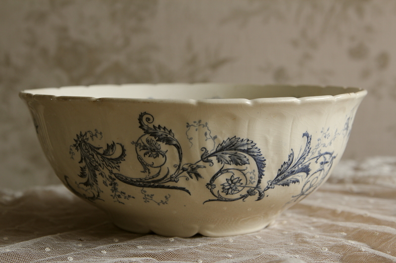 アンティークボウル フランス 鳥 GIEN 【Antiques Truffle 京都 アンティークボウル フランス 鳥 GIEN 【Antiques Truffle 京都