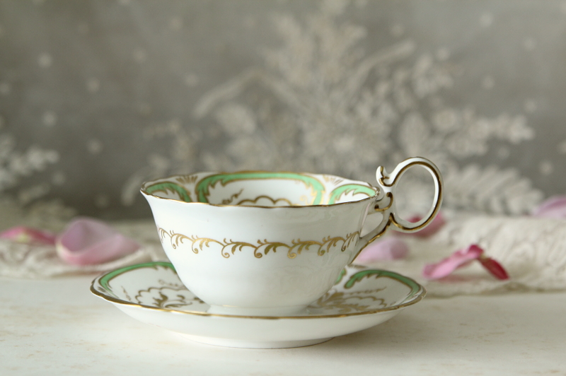 イタリア製 Tiche ティケ/最高峰ポー セリン/陶器バスケット 金彩 LIANA BASKET MEDIUM – kettle