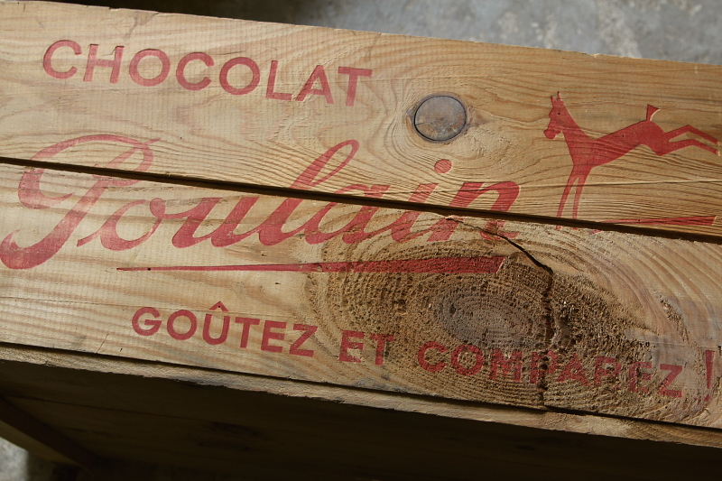 アアンティークウッドコンテナ　木箱　フランス　チョコレート　Poulain