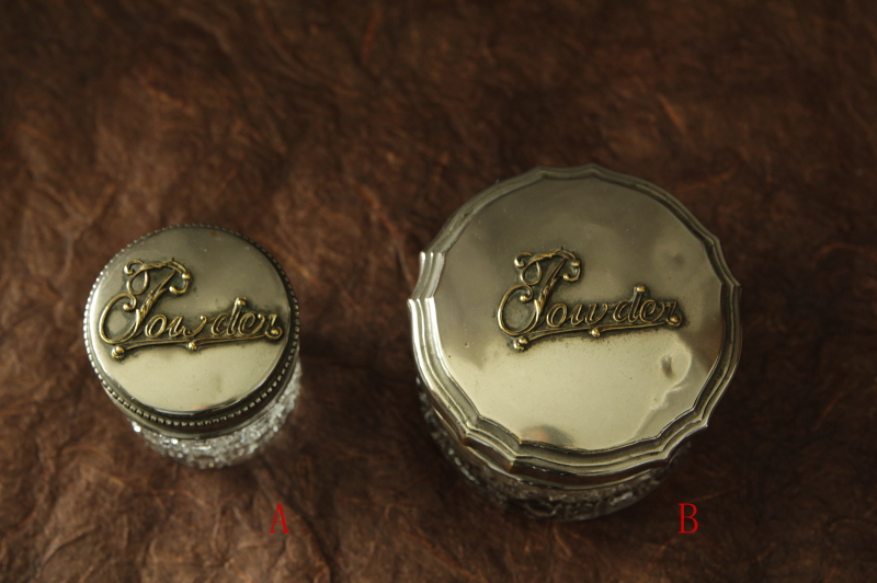 アンティークプレスガラスパウダーケース イギリス 【Antiques