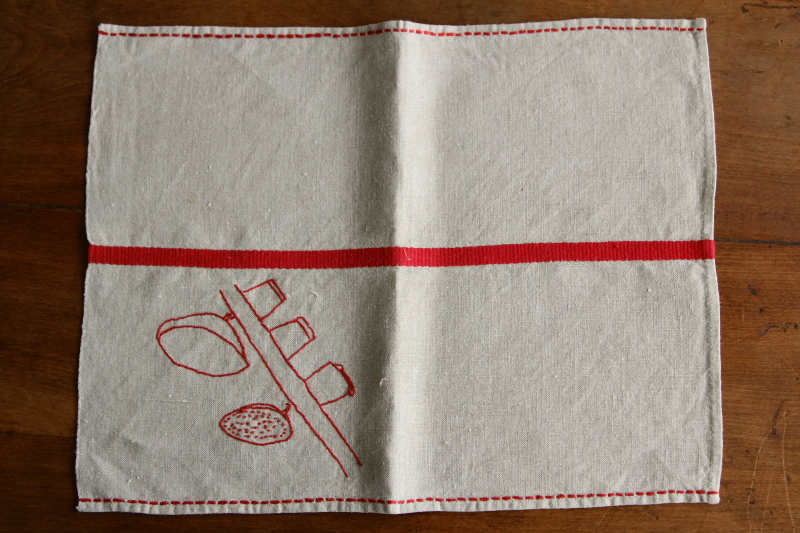 アンティークリネンマット フランス 手刺繍 ランチョンマット