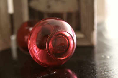 アンティーク　クランベリーガラス花器 アンティーククランベリーガラス エナメル彩 イギリス フラワーベース