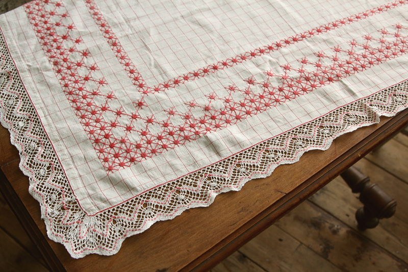 アンティークリネンテーブルクロス フランス 刺繍 レッド