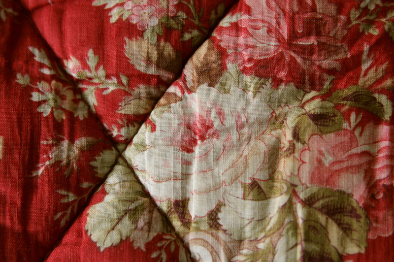 (お取り置き)フランスアンティーク キルトブランケット ローズ ベッドカバー お取り置き)フランスアンティーク キルトブランケット ローズ ベッド