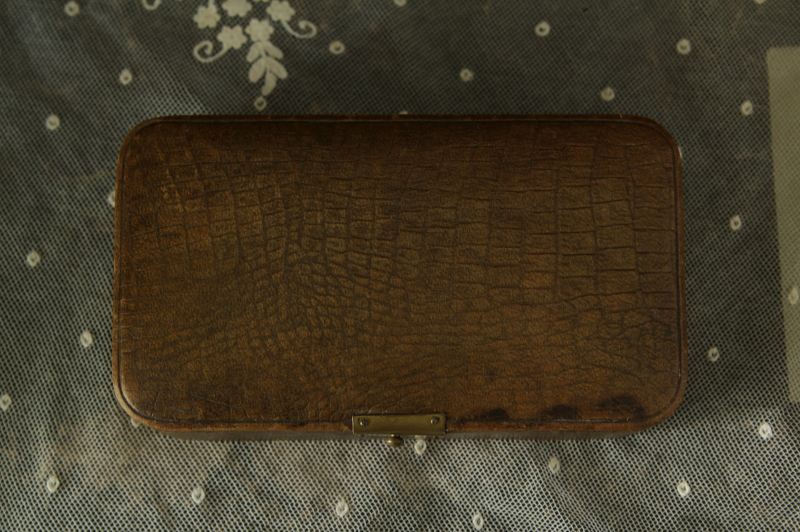 アンティークジュエリーボックス イギリス レザー張り