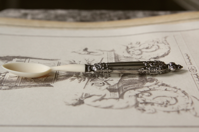 アンティークシルバーベビースプーン アイボリー象牙 フランス