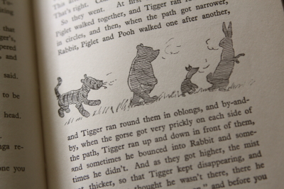 AeB[NubN@Ï@CMX@A.A.MILNE@~@v[ɂƁ@THE HOUSE AT POOH CORNER