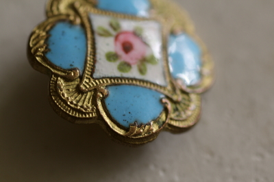 アンティークエナメルボタン フランス バラ 【Antiques Truffle