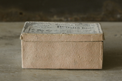 アンティーク紙箱 フランス 時計部品 歯車 durain frefres