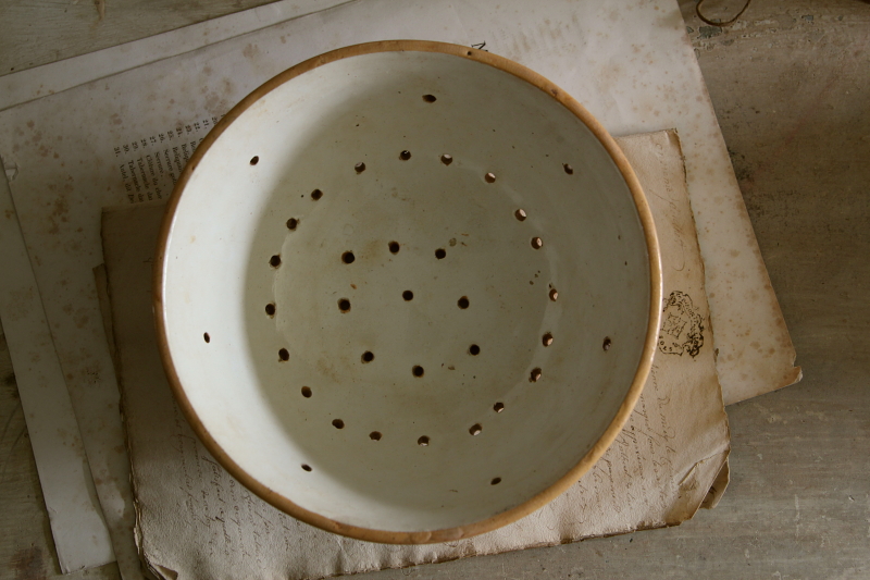 アンティークコランダー 陶器 イギリス 【Antiques Truffle 京都 鹿ケ谷】