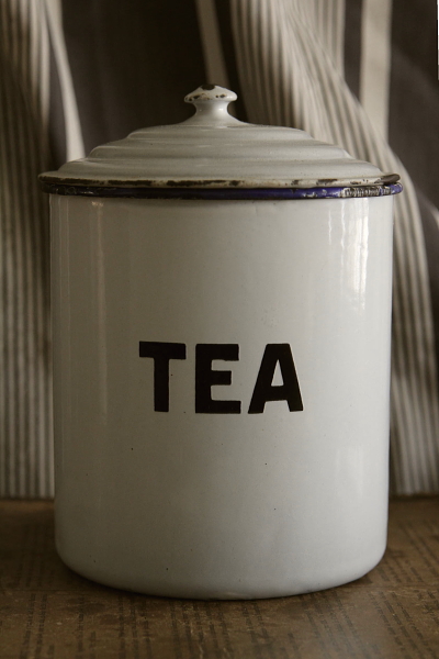 アンティークホーローキャニスター イギリス TEA 紅茶缶 【Antiques
