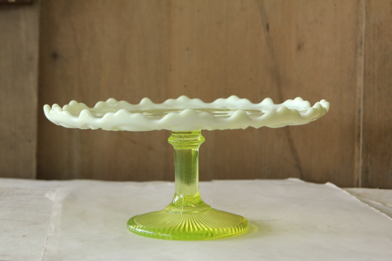 アンティークヴァセリングラスケーキスタンド DAVIDSON プレスガラス