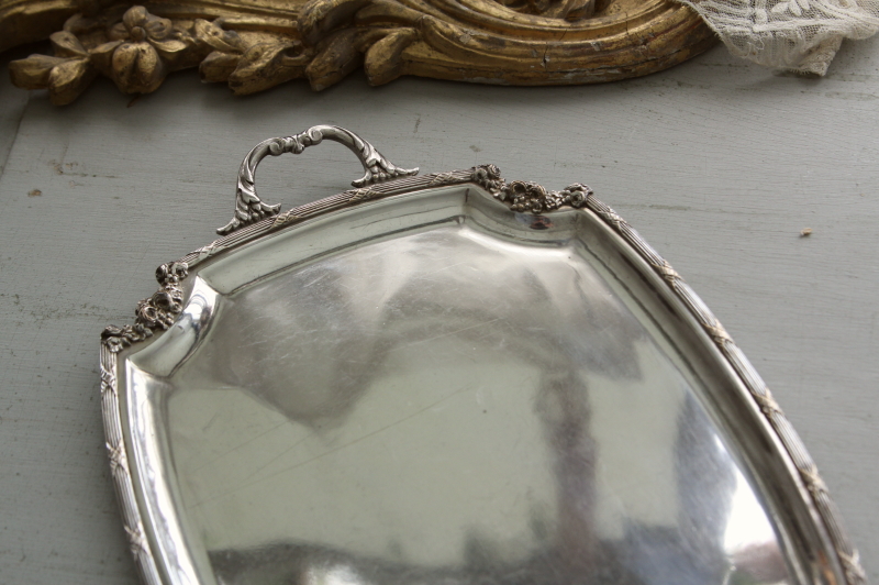 アンティークシルバートレイ 花のレリーフ フランス リボン