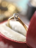 ヴィンテージダイヤモンドソリテールリング　ウエディングエンゲージ婚約指輪　アンティークジュエリー　イギリス