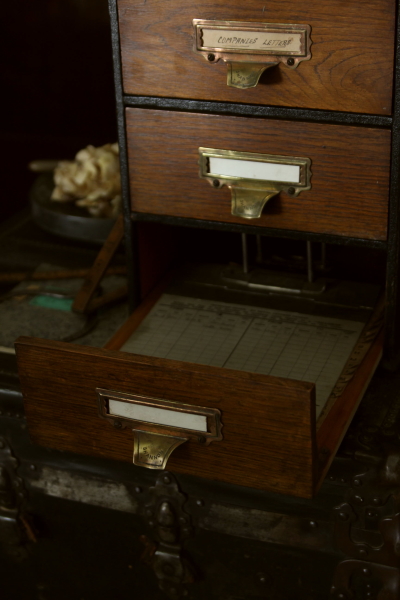 アンティークチェスト イギリス ファイル バインダー