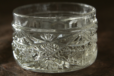 アンティークプレスガラスパウダーケース イギリス 【Antiques