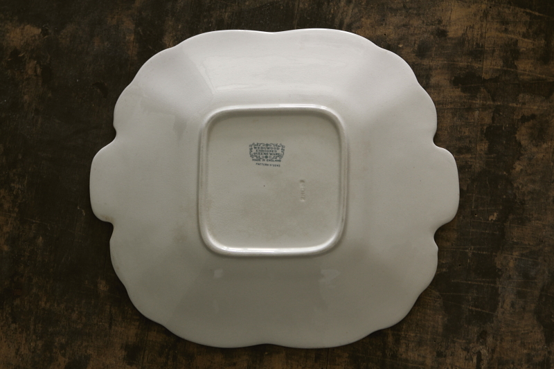 アンティークウエッジウッド wedgwood embossed queens ware B&B
