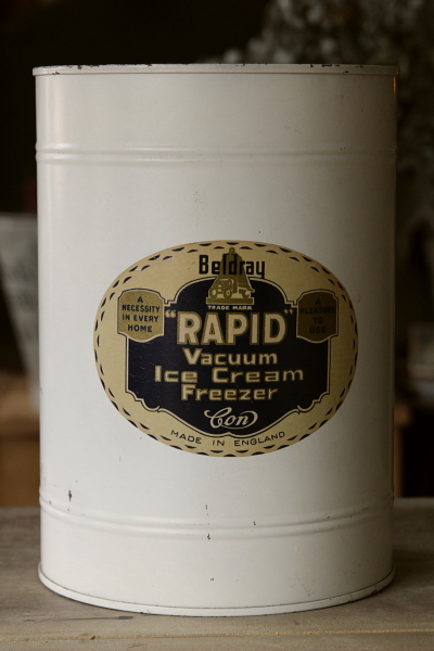 アンティークアイスクリームメーカー　イギリス　Beldray Bradley