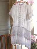 アンティークローンチャイルドドレス　花刺繍　イギリス