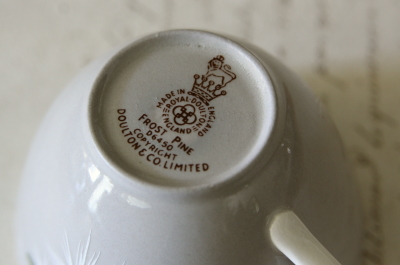 AeB[NChg royal doulton@CMX@R[q[|bg@frost pine