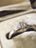 ヴィンテージダイヤモンドリング　アンティークエンゲージリング　ウェディング　婚約指輪　ソリテールリング　9カラットプラチナ　ゴールド　イギリス