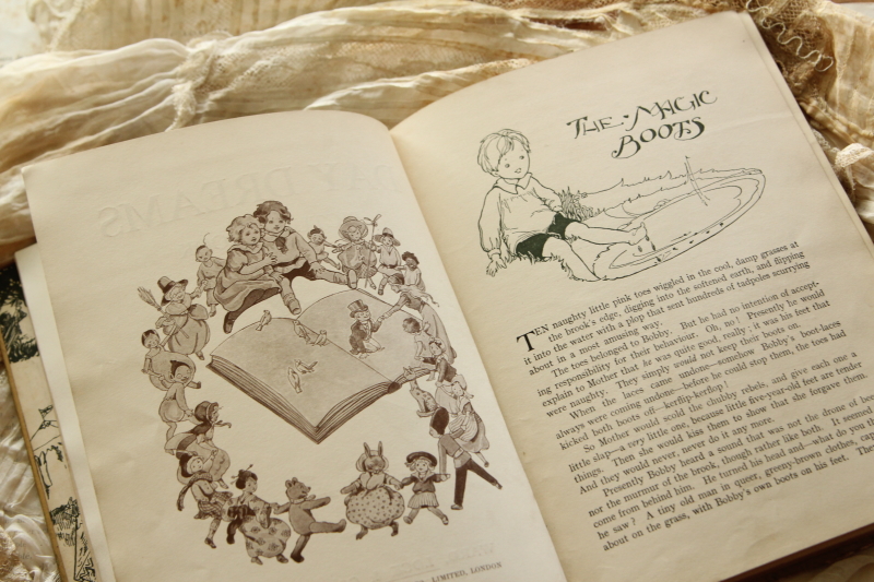 アンティークブック 古書 児童書 絵本 イギリス 20180831 【Antiques Truffle 京都 鹿ケ谷】 アンティークブック 古書 児童書 絵本 イギリス 20180831 【Antiques Truffle 京都 鹿ケ谷】
