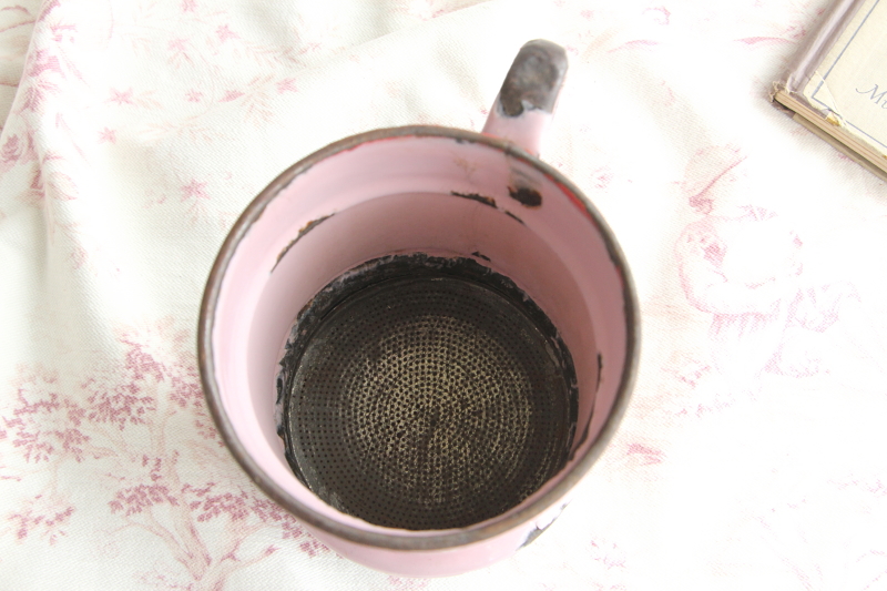 アンティークピンクほうろうカフェティール　コーヒービギン　手描きの薔薇　フランス