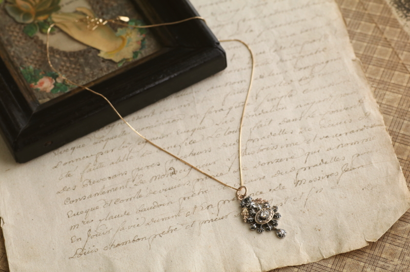 ローズカットダイヤモンド　シルバーゴールドペンダント　イギリス アンティークストリュフ