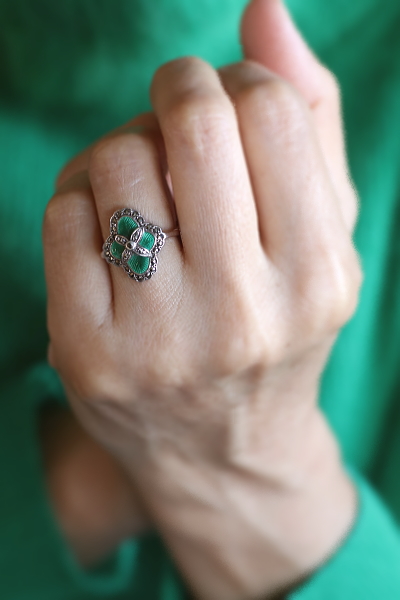 ギロッシュエナメル　マーカサイト　シルバーリング　四葉のクローバー　ヨーロッパ アンティークストリュフ