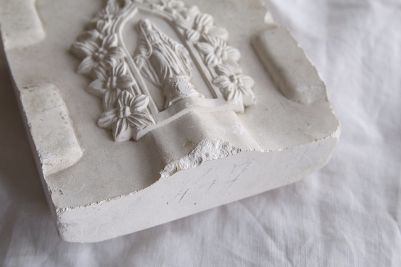 聖水盤の石膏型　聖母マリア　フランス　 アンティークストリュフ