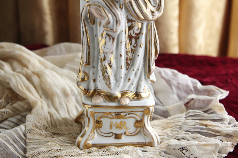 アンティーク聖母子像　白磁金彩　フランス レリジャス