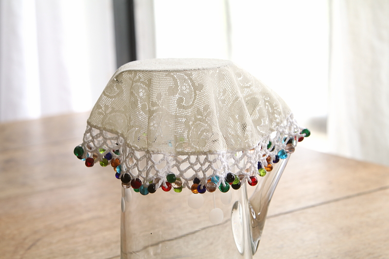 ガラスビーズのジャグカバー　イギリス アンティークストリュフ
