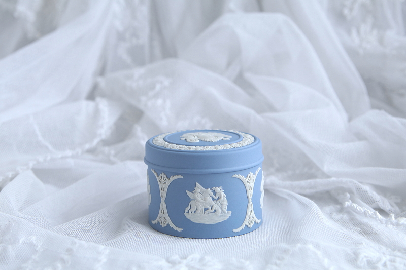 ジャスパーウェア　クリームケース　ウエッジウッド wedgwood イギリス　アンティークストリュフ