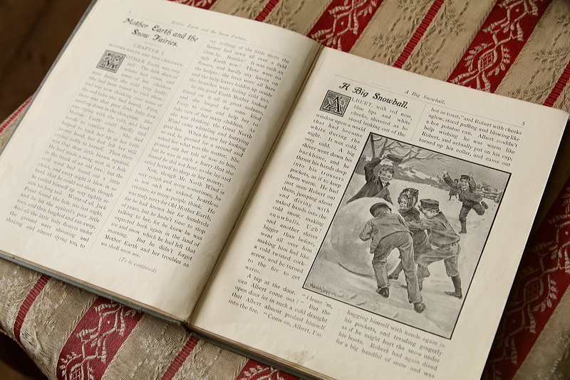 エドワーディアンの児童書　our boys and  girls　イギリス  アンティークストリュフ