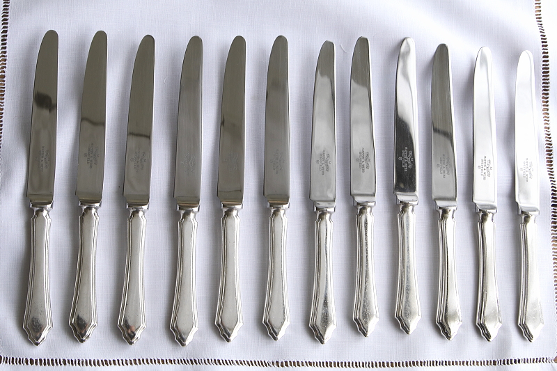 Elkingtonのテーブルフォーク　Mappin & Webbのテーブルナイフ　イギリス アンティークストリュフ