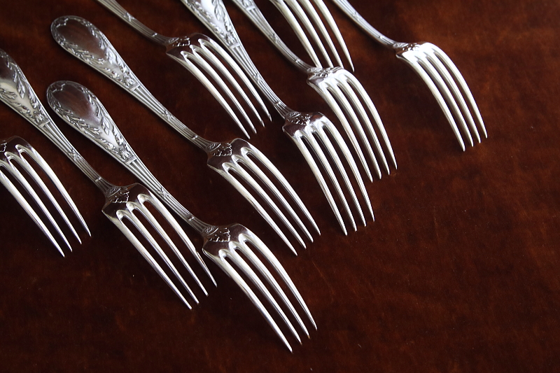 オリーブのテーブルスプーン＆フォーク　フランス　アンティークストリュフ