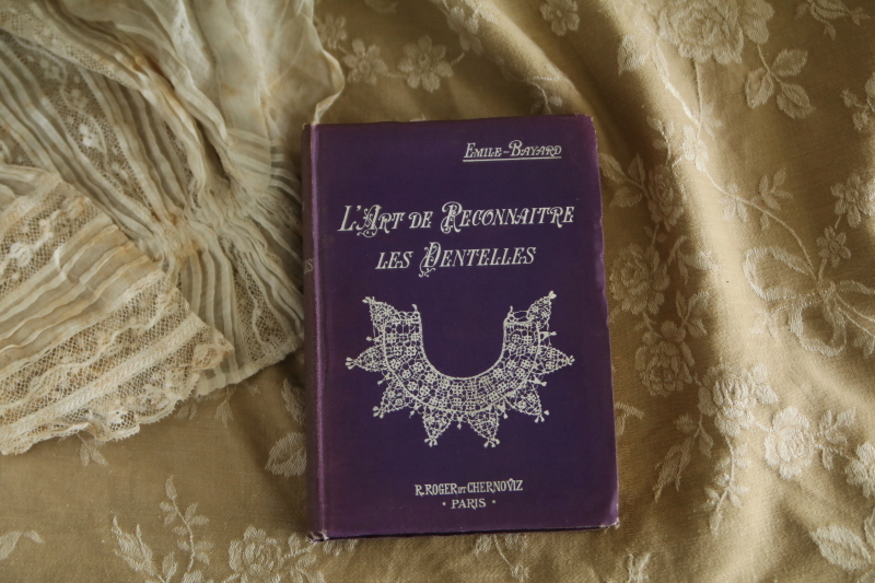 L'Art de Reconnaitre les Dentelles　レースの本　古書　布装丁　フランス
