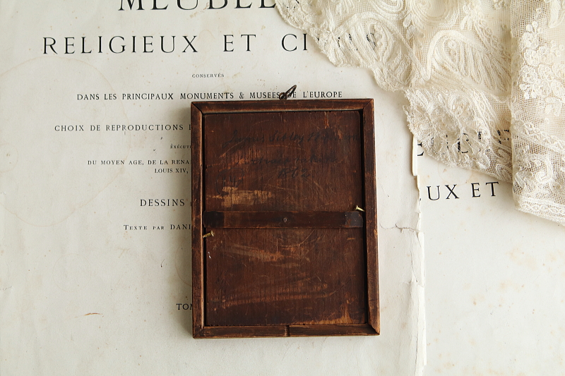 ヴィクトリアンポートレートフレーム　イギリス アンティークストリュフ