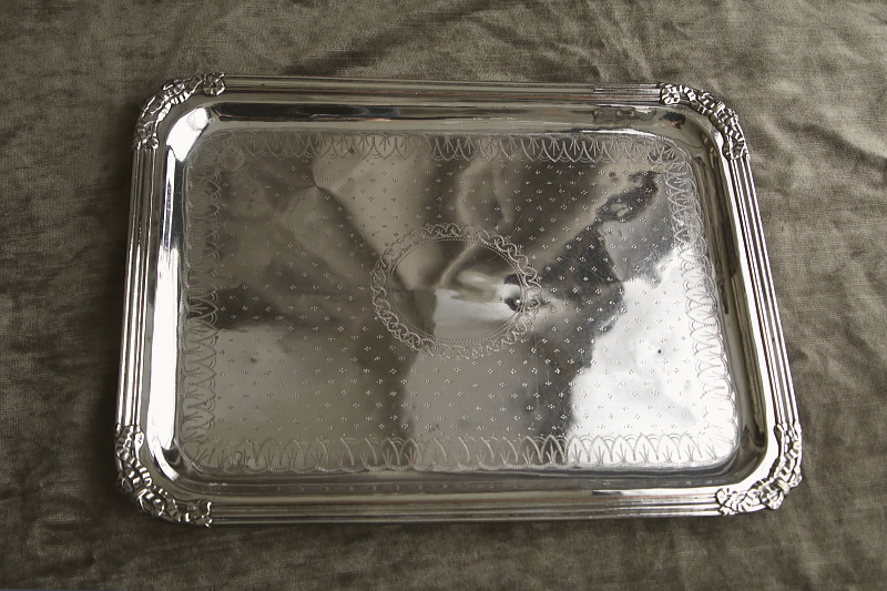 リボンのエングレーヴィングトレイ　フランス アンティークストリュフ