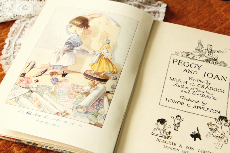 アンティークブック　児童書 peggyandjoan appleton cradoc イギリス　アップルトン