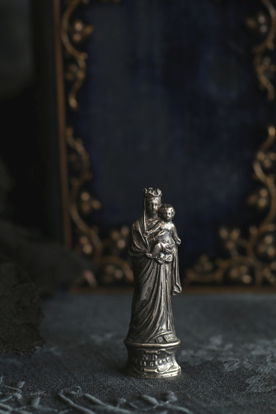 アンティークシルバー聖母子像　マリア像　ノートルダムデラガルド　フランス