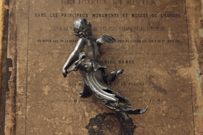 アンティーク天使　スペルター　装飾　フランス