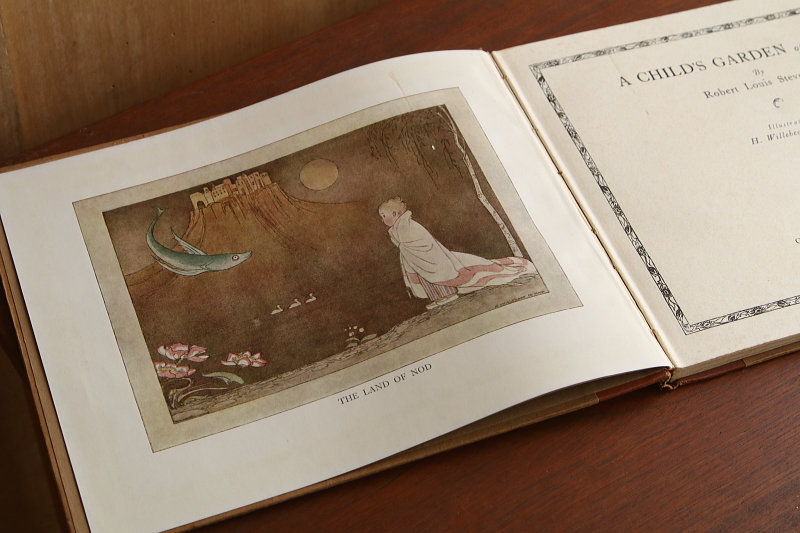 子供の詩の園 a child's garden of verses アンティークストリュフ