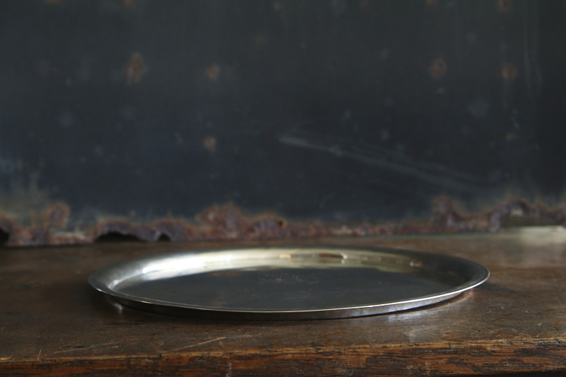 シルバープレート　ラウンドトレイ　コルカタ アンティークストリュフ