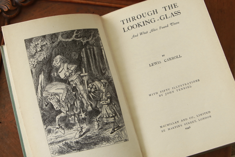 鏡の国のアリス ジョン・テニエル through the　looking glass ルイス・キャロル　アンティークストリュフ