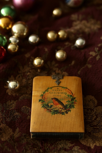 モシュリンヌのクリスマスメモ　イギリス アンティークストリュフ 20251204