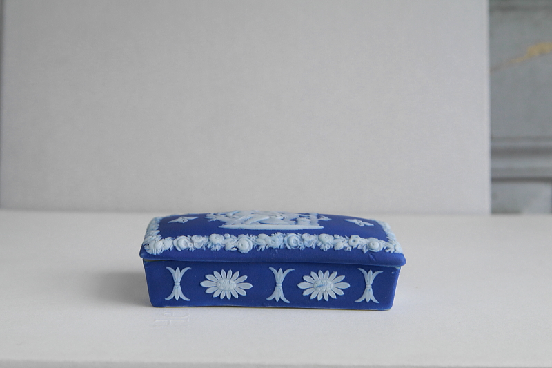 ジャスパーウェアマッチボックス　wedgwood ウエッジウッド　イギリス　アンティークストリュフ